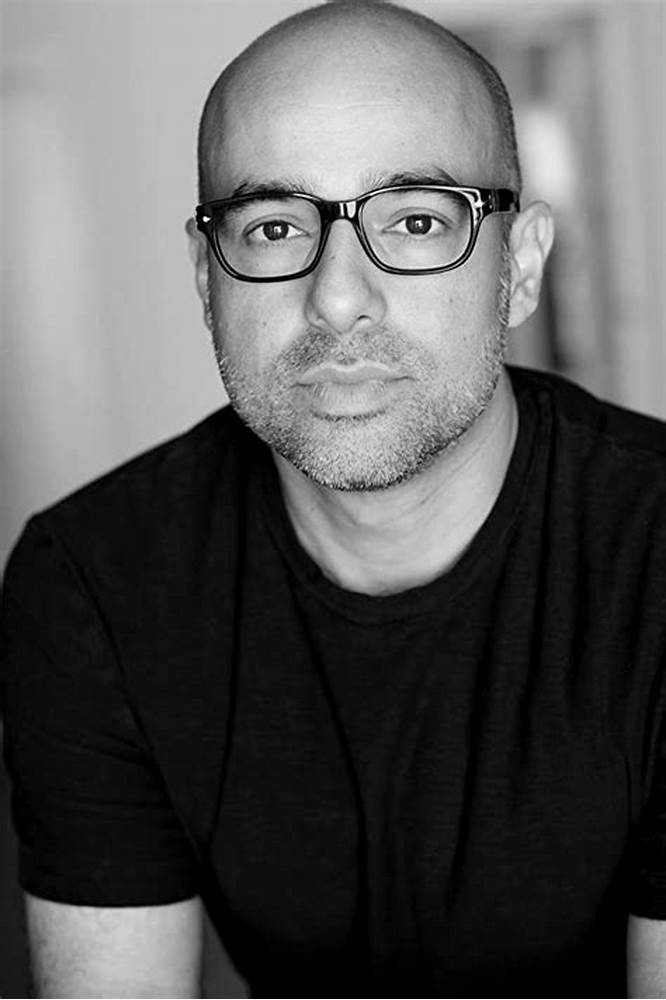 古墓丽影幕后人员：鲍比·塔胡里